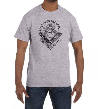 Undershirts Meet Upon The Level Part Upon The Square Masonic Men's Crewneck T-Shirt - Sport Grey - CL184QIAMKZ $38.31